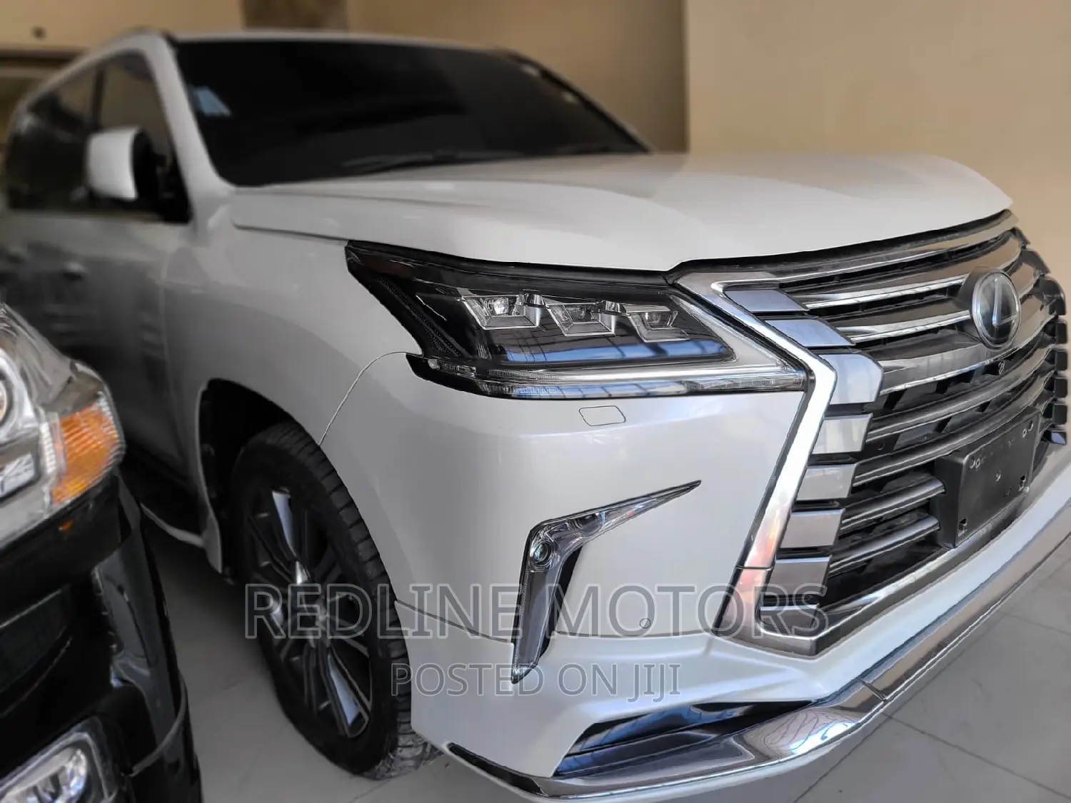 Lexus LX 2016 White