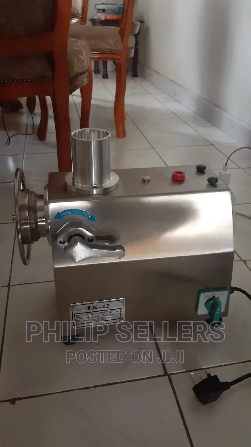 Brand New Heavy Duty Meat Mincer