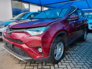 Toyota RAV4 2018 Red