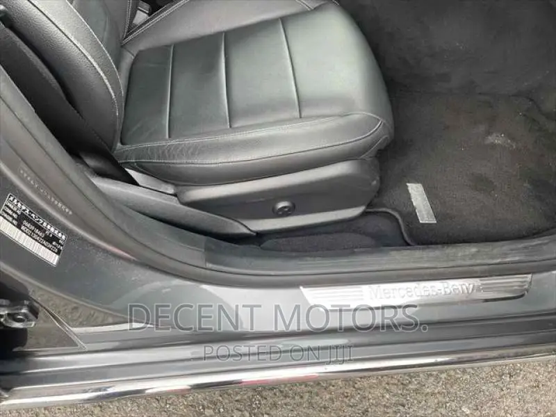 Mercedes-Benz E200 2017 Gray