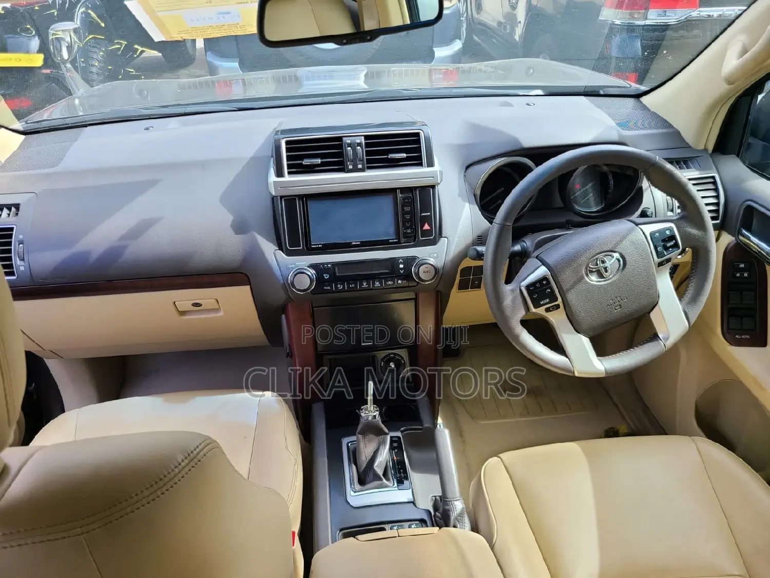 Toyota Land Cruiser Prado 2016 Gray