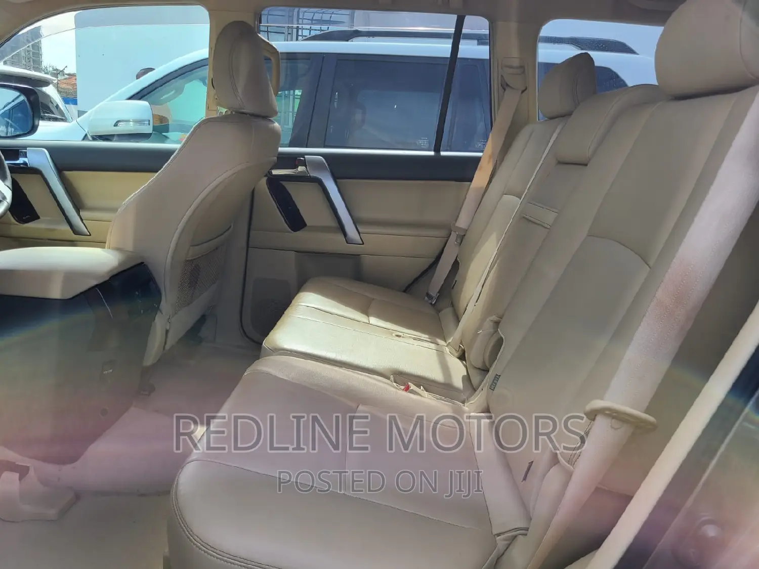 Toyota Land Cruiser Prado 2016 Gray