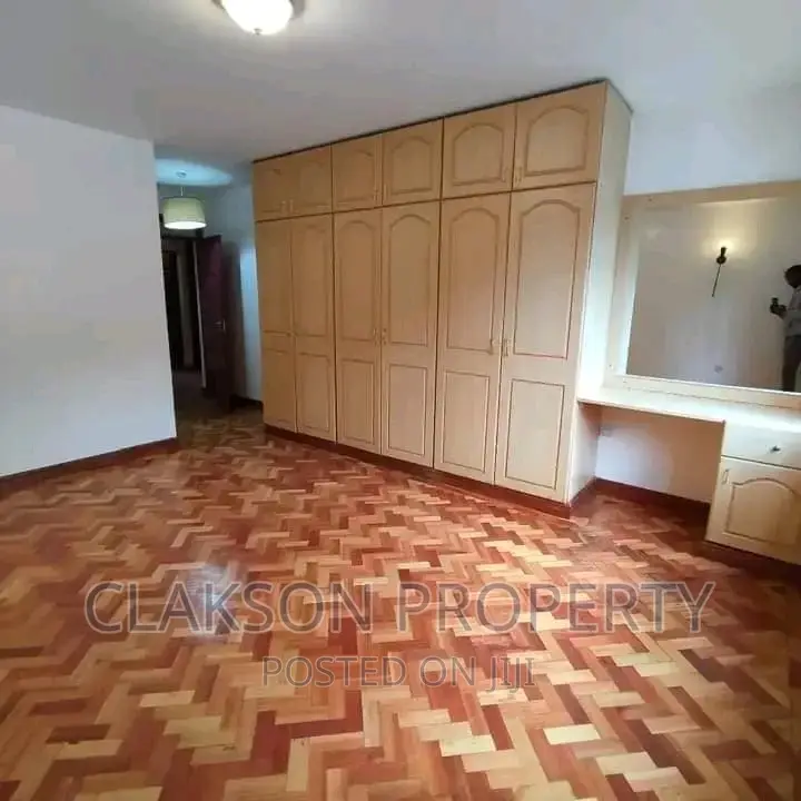 3bdrm Apartment in Riara Round, Kilimani for rent