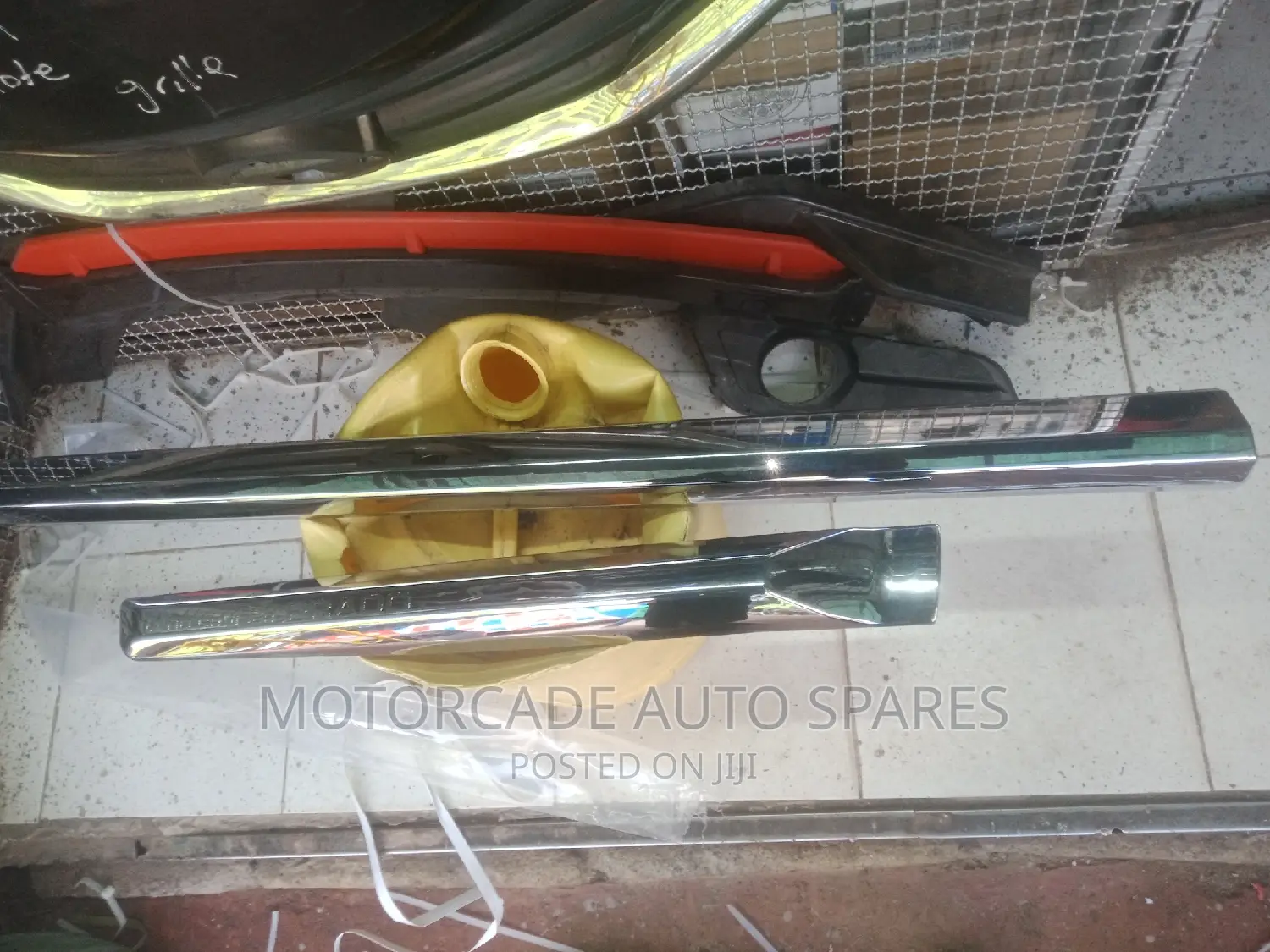 Prado TX 150 Door Chrome Moulding