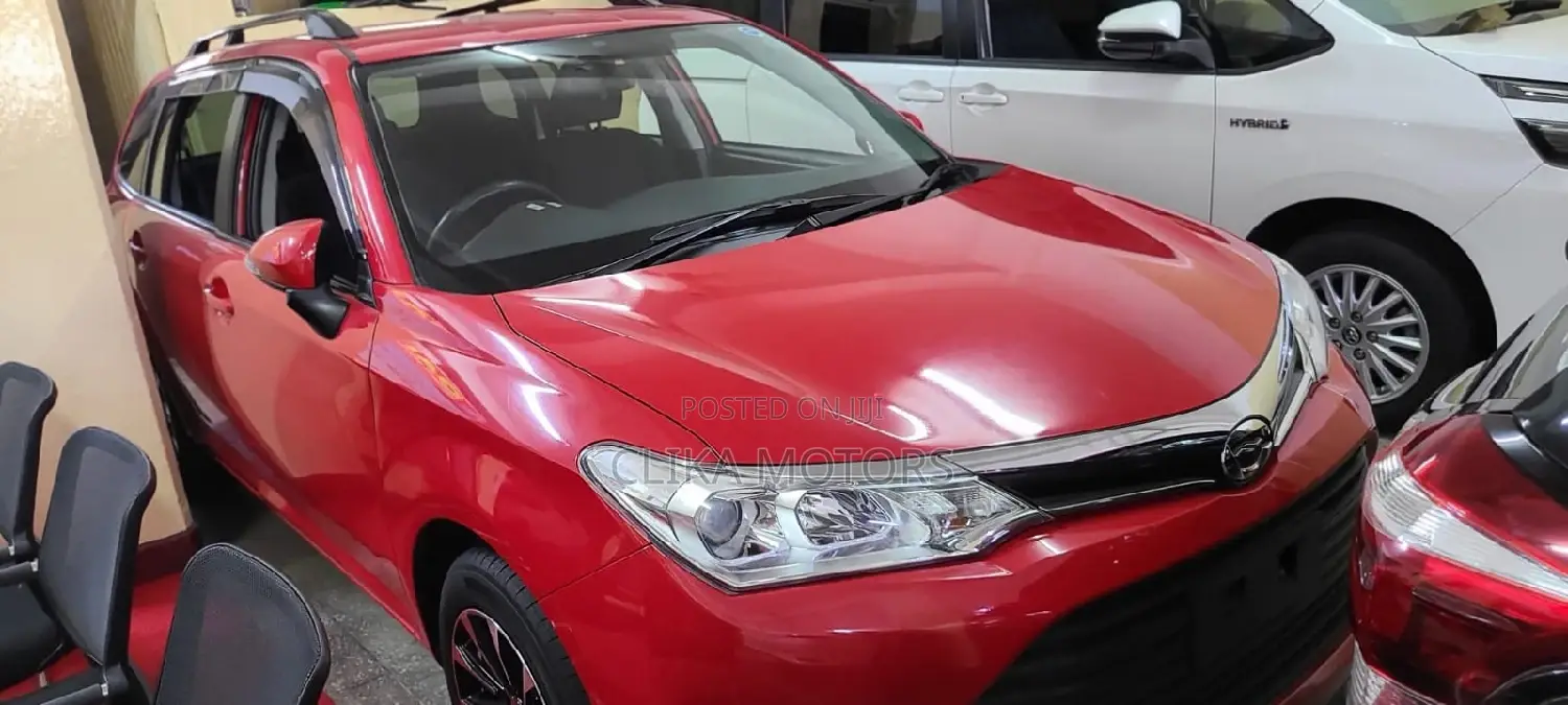 Toyota Corolla Fielder 2016 Red