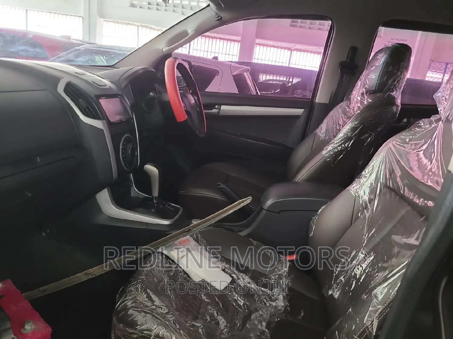 Isuzu D-MAX 2016 Black