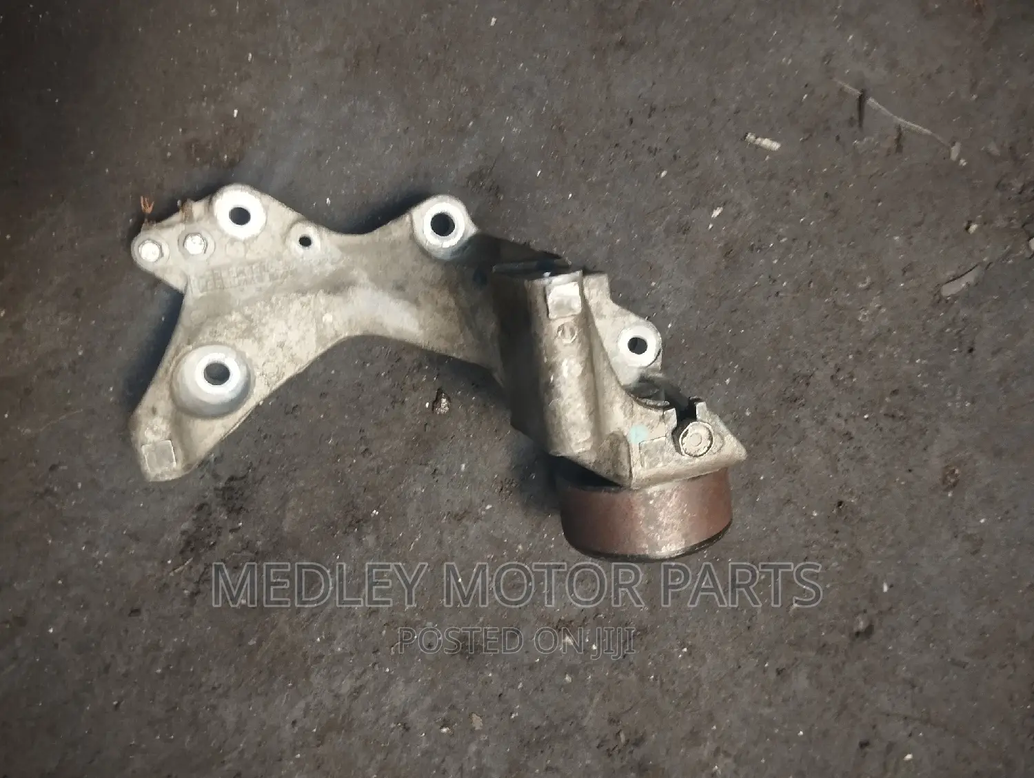 Nissan Note Hr12 2wheel Belt Tensioner