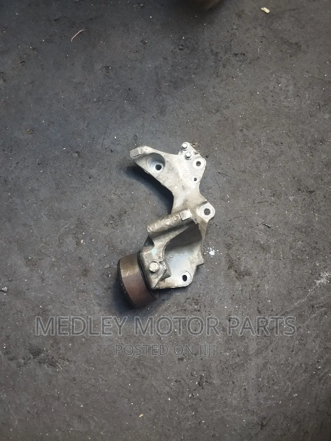 Nissan Note Hr12 2wheel Belt Tensioner