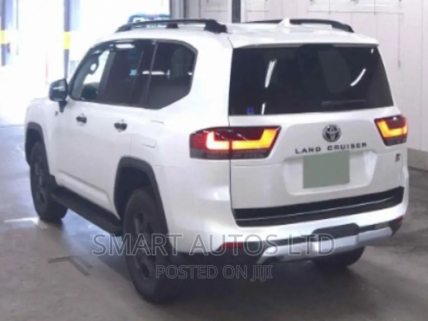 New Toyota Land Cruiser 2022 Pearl