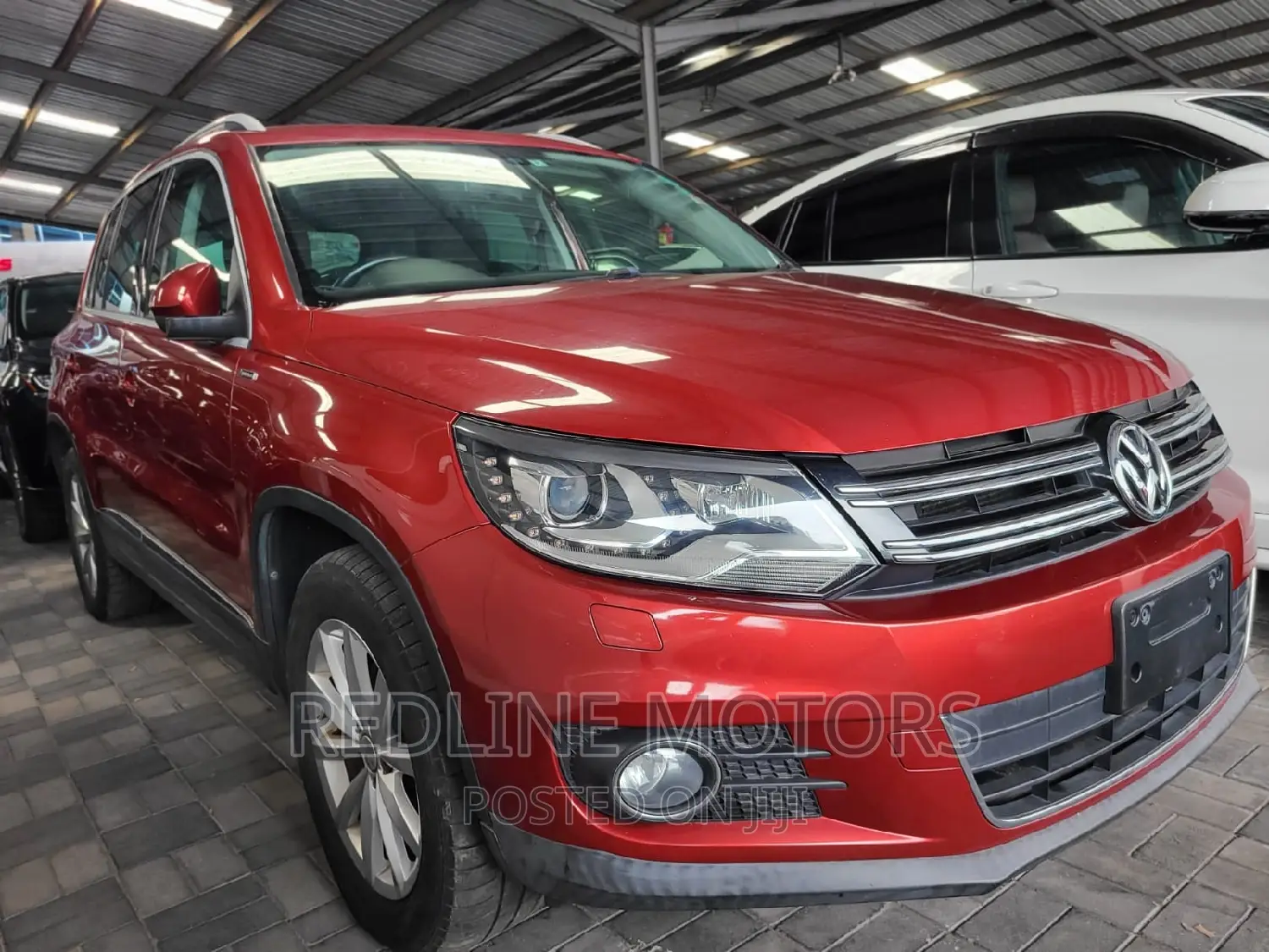 Volkswagen Tiguan 2016 Red