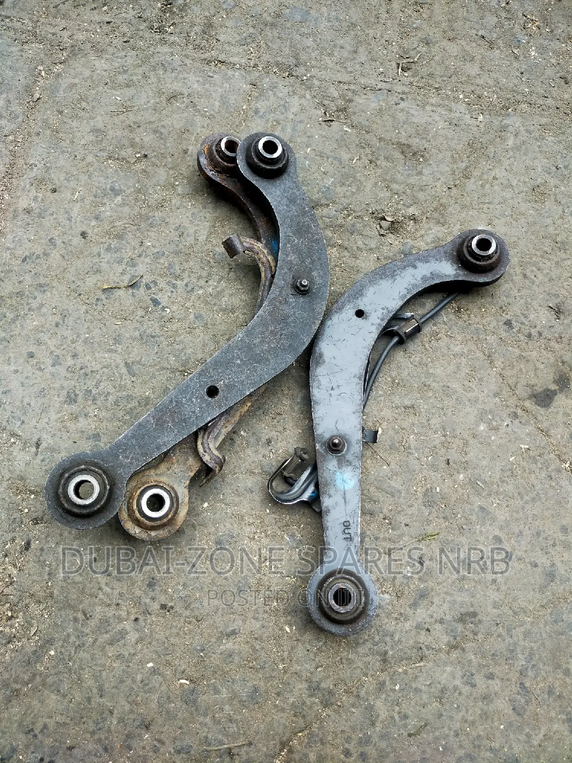 Premio 240, Fielder,Nze 4-Wheel Drive Rear Arms Available.
