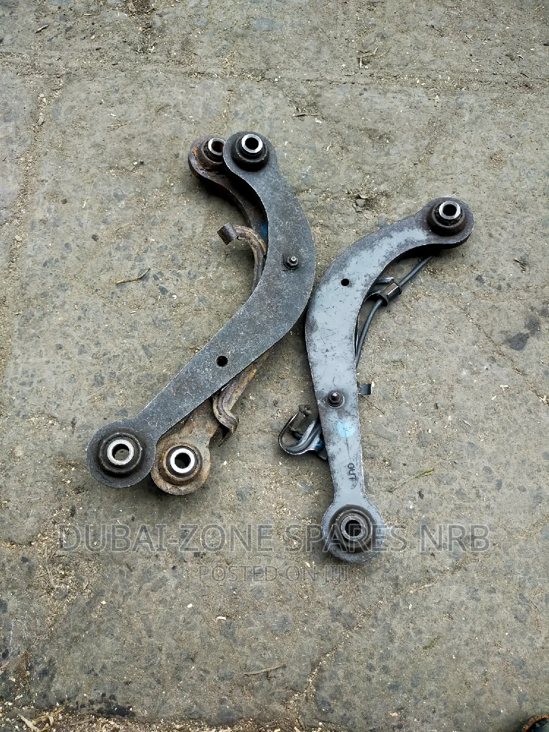 Premio 240, Fielder,Nze 4-Wheel Drive Rear Arms Available.