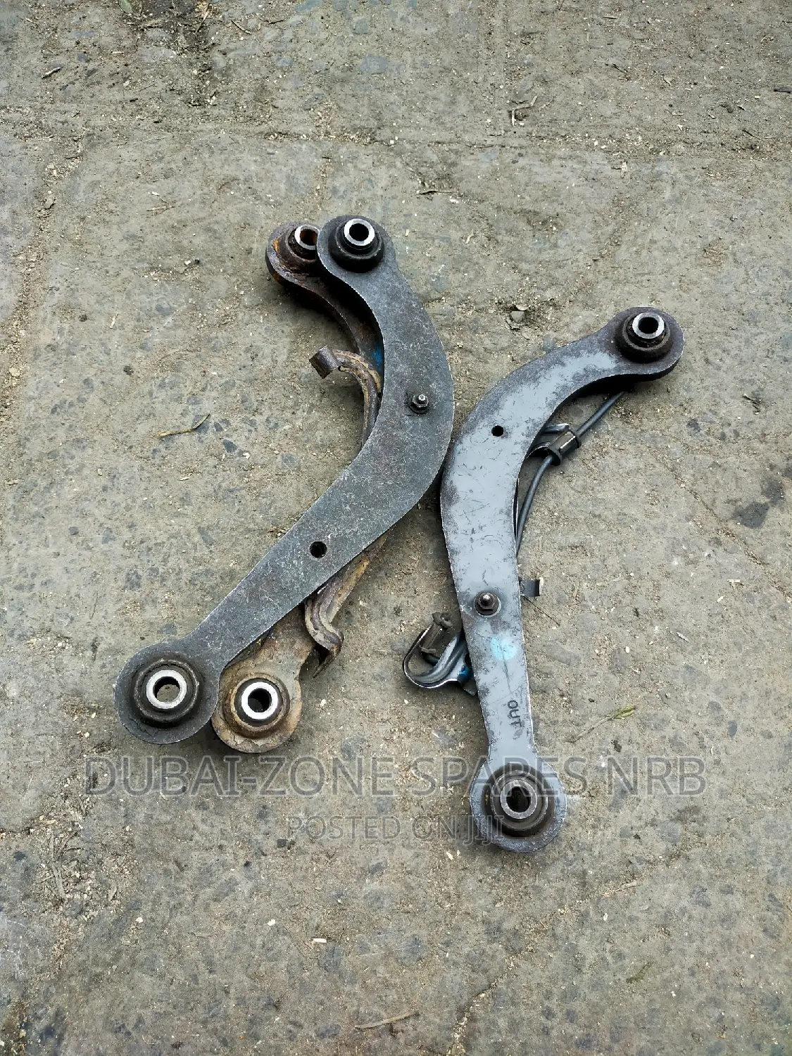Premio 240, Fielder,Nze 4-Wheel Drive Rear Arms Available.