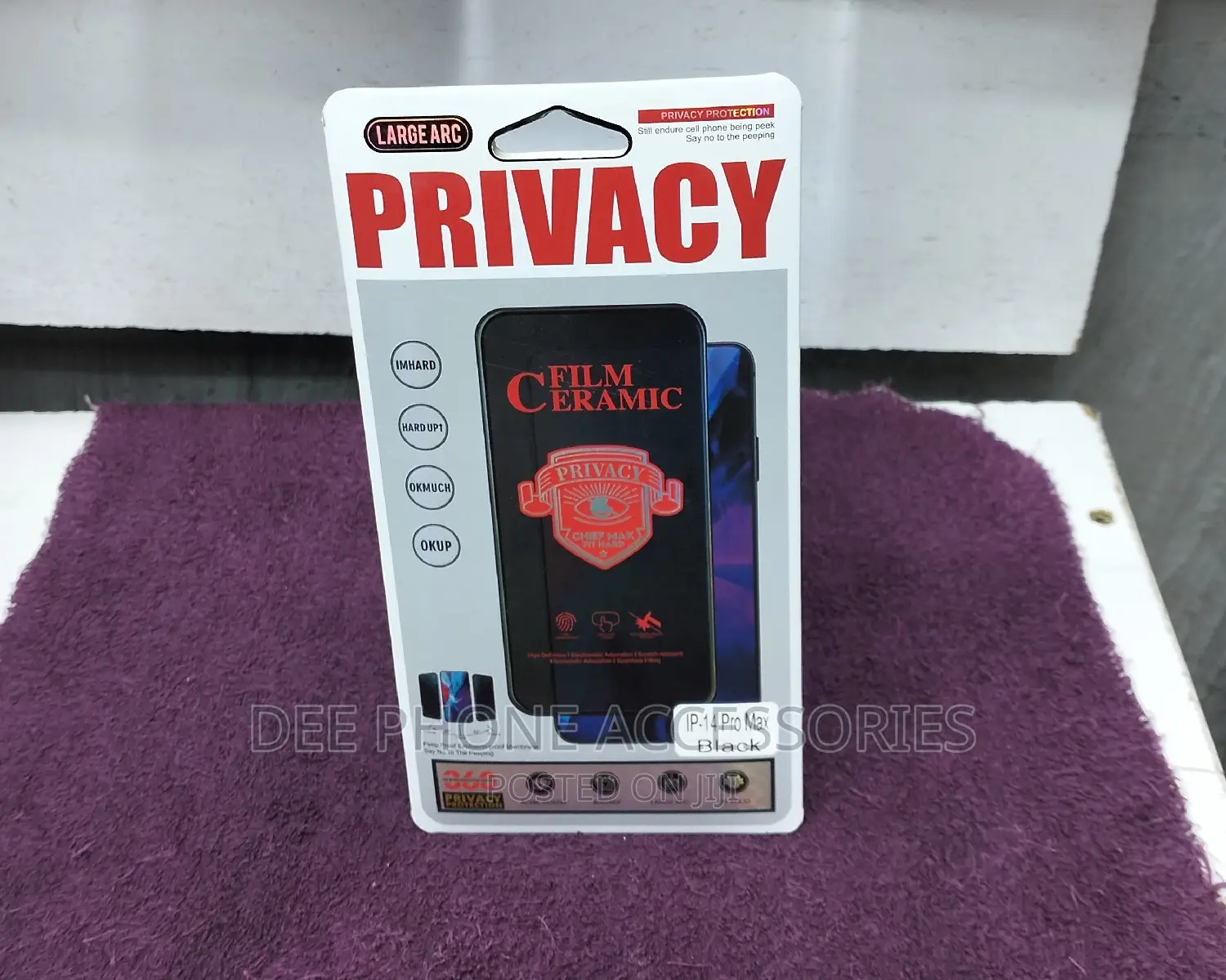 iPhone 14 Pro Max Privacy Ceramic Glass Protector