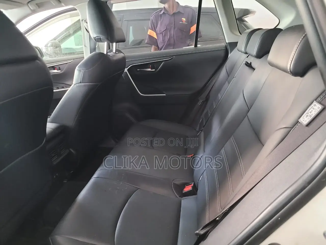 Toyota RAV4 2019 Pearl