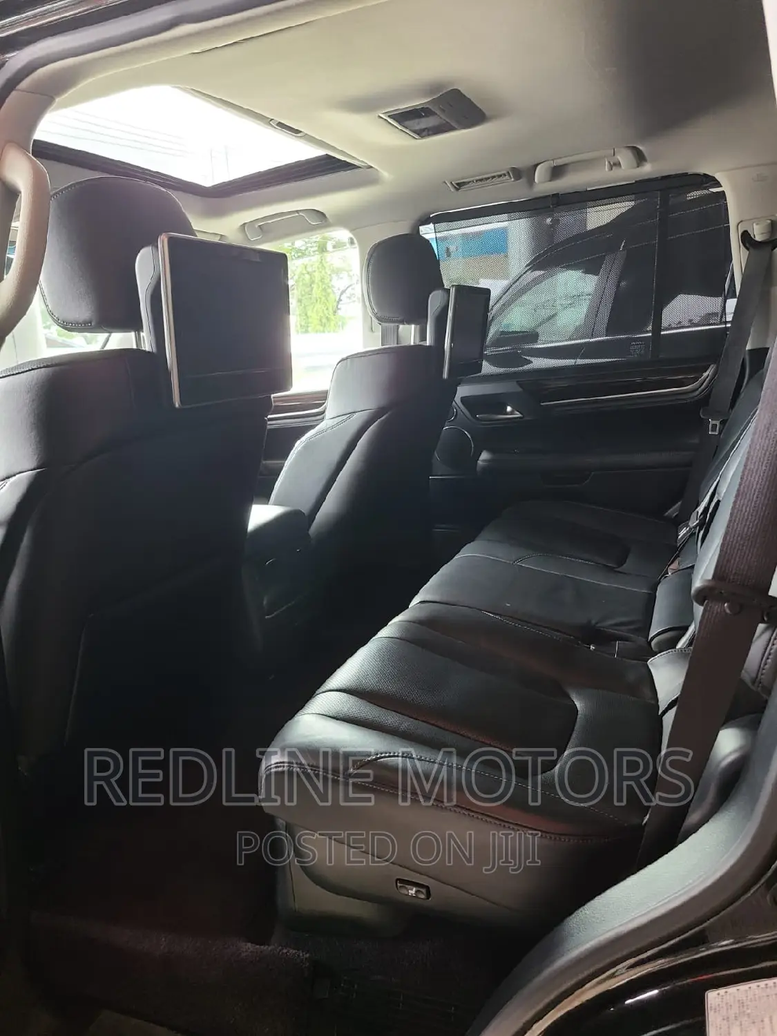 Lexus LX 2017 Black