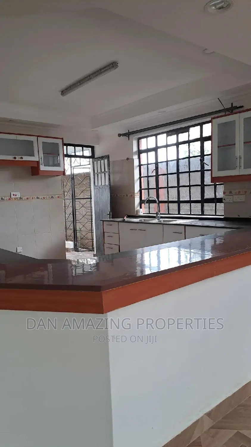 3bdrm Bungalow in Kitengela for sale