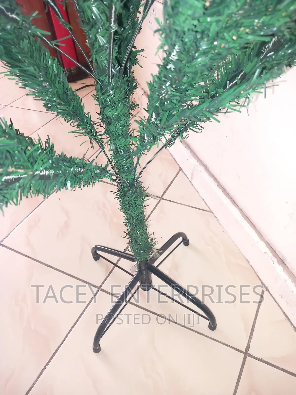 5 and 7 Feet Christmas Trees