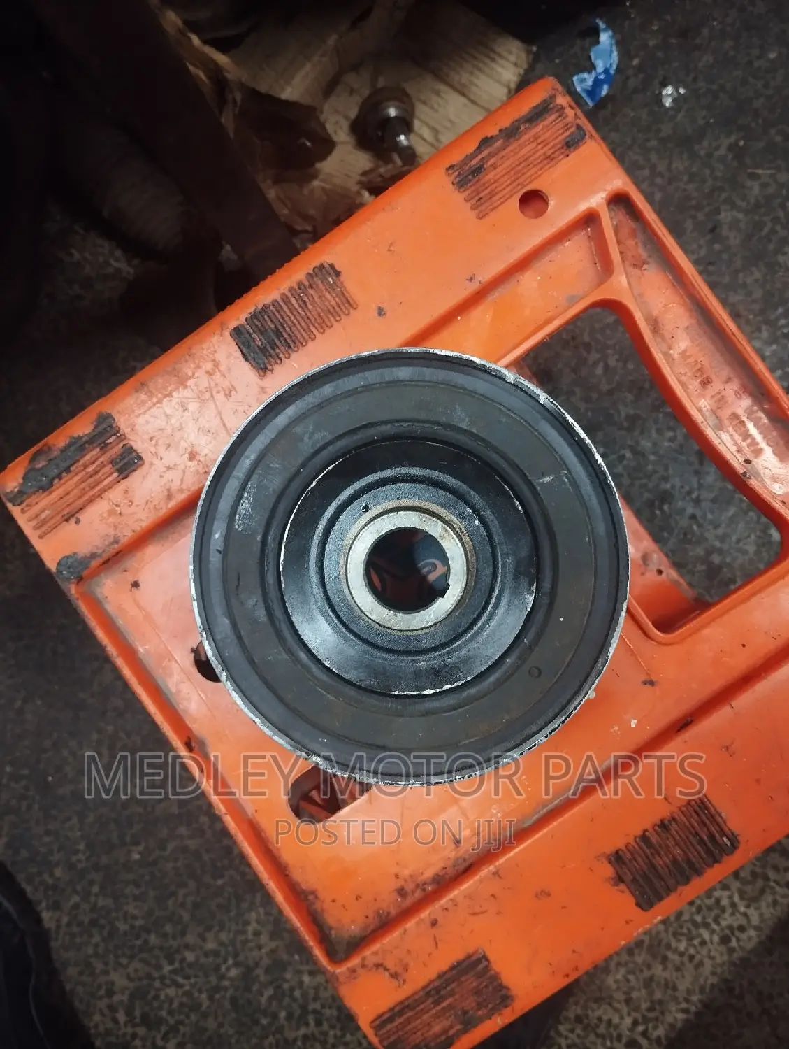 HR12 Turbo Engine Pulley Nissan Note