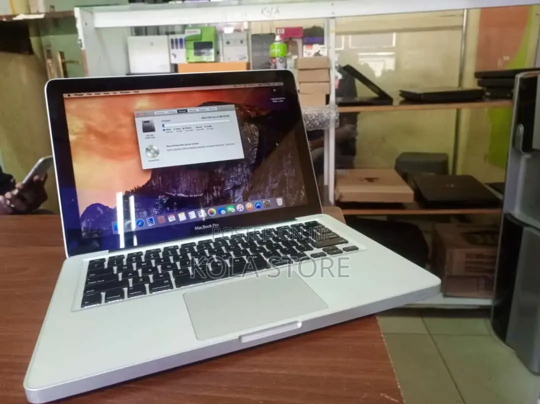 Laptop Apple MacBook 2013 8GB Intel Core I5 HDD+SSD 500GB