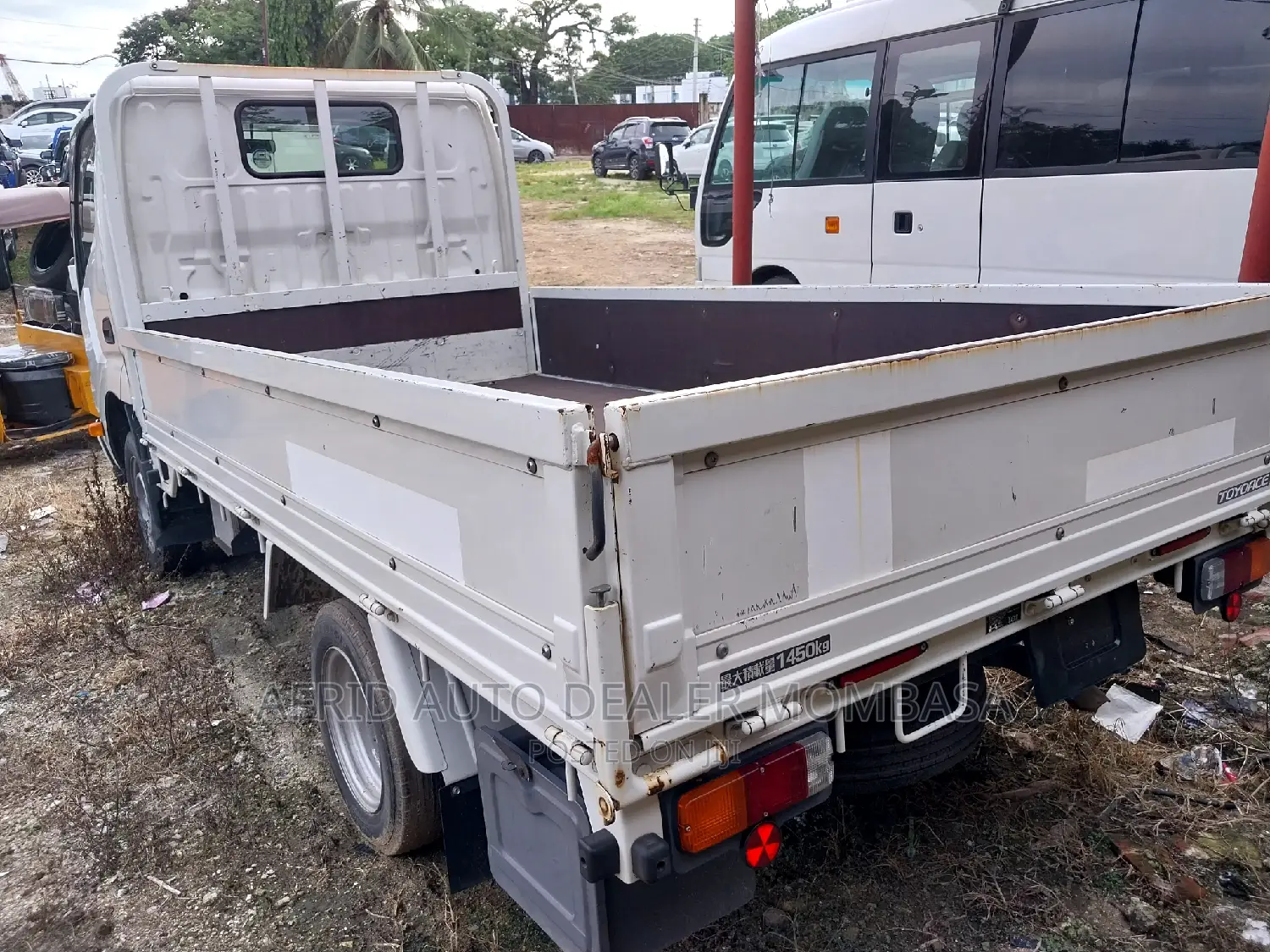 Toyota Dyna 2016