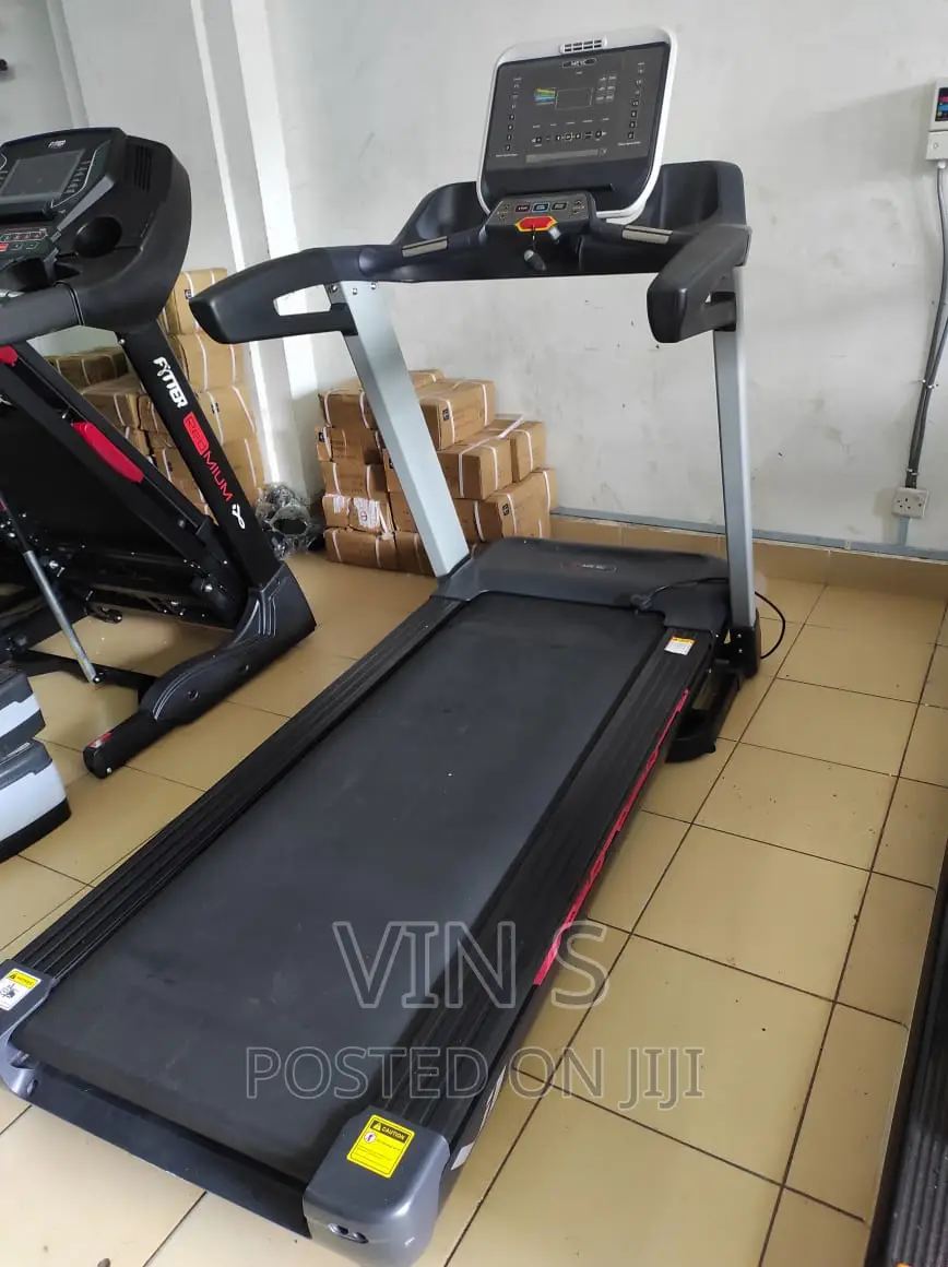 Commercial Treadmills/Merc-V7 Treadmills"Treadmill Treadmill