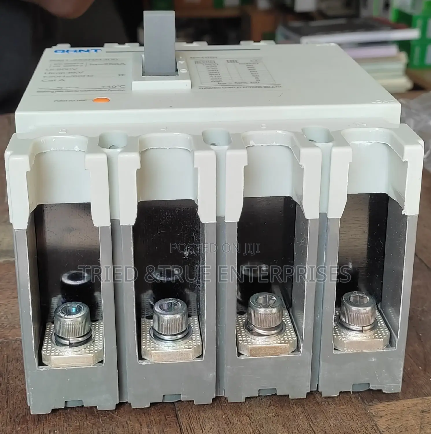 250 Amps 4 Pole McCb