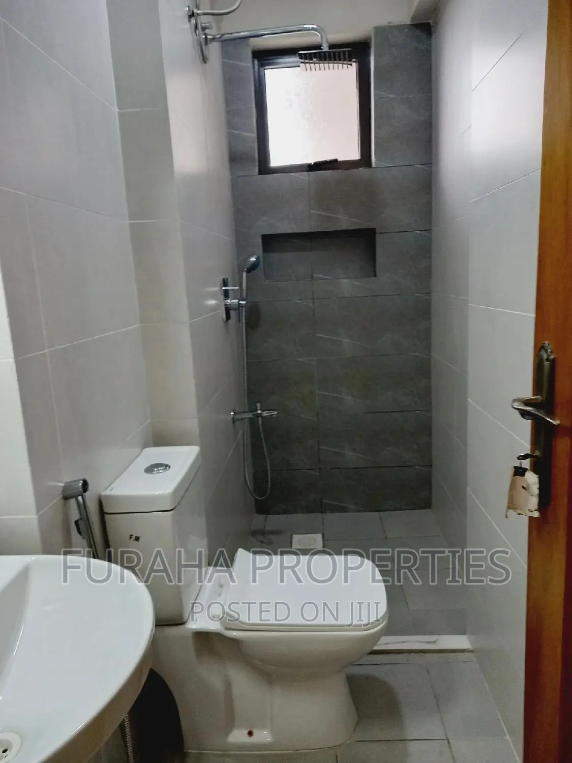 2bdrm Apartment in Ganjoni, Moi Avenue (Msa) for sale