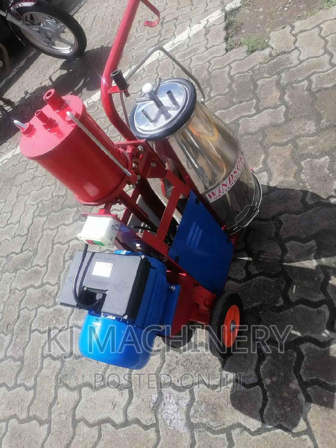 Windsor Brand Electric Single Bucket MILKING Machine