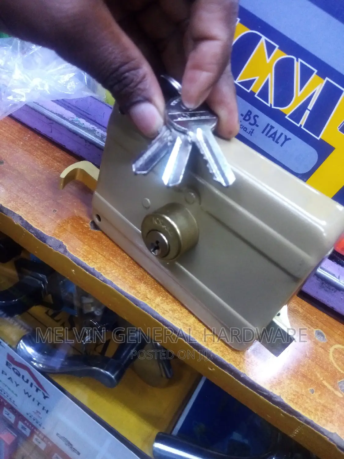 Icsa 3 Turn Door Lock