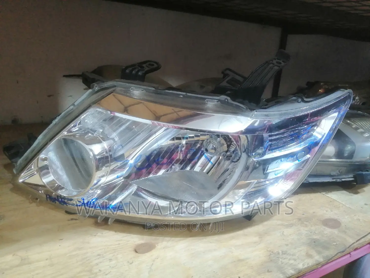 Nissan Serena 2008 Non Xenon Headlamp, Clean Ex Japan Parts