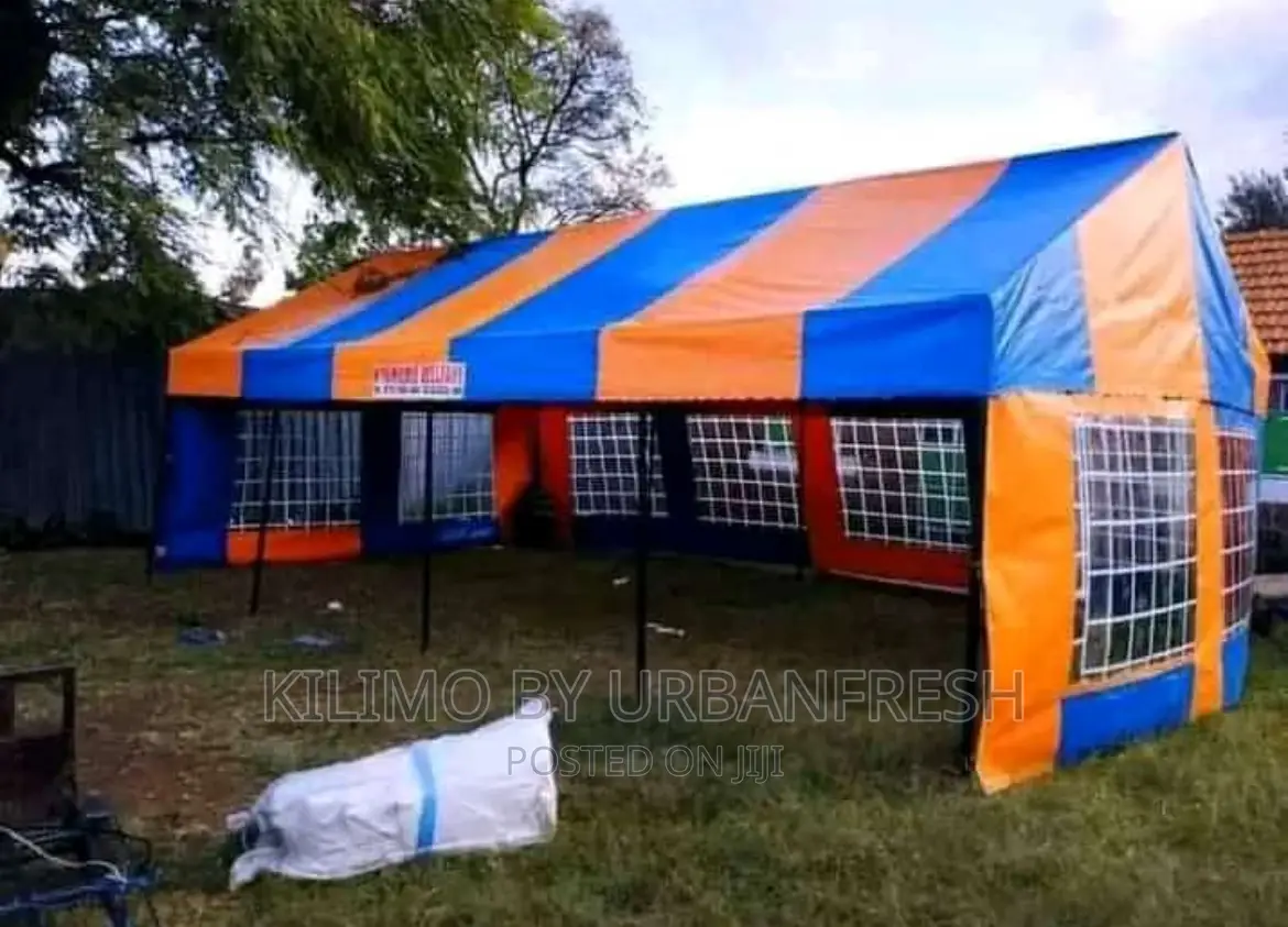 50 Seater High Peak Tent.