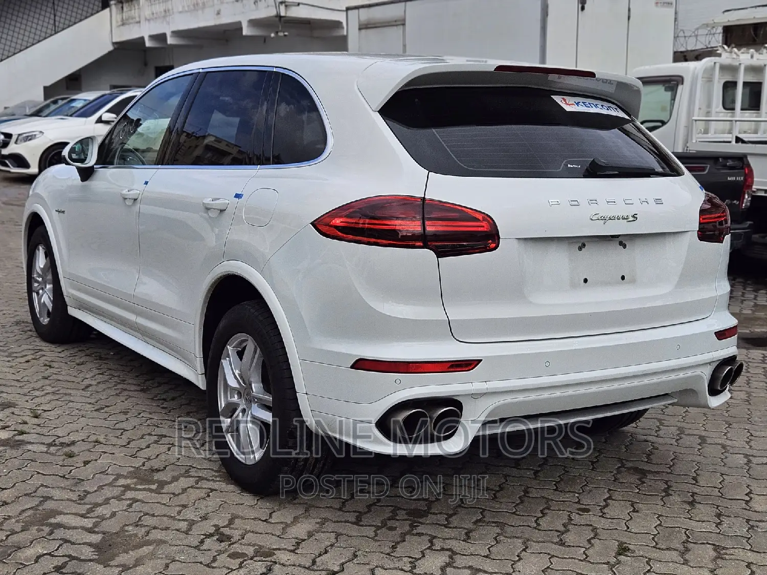Porsche Cayenne S AWD 2016 White