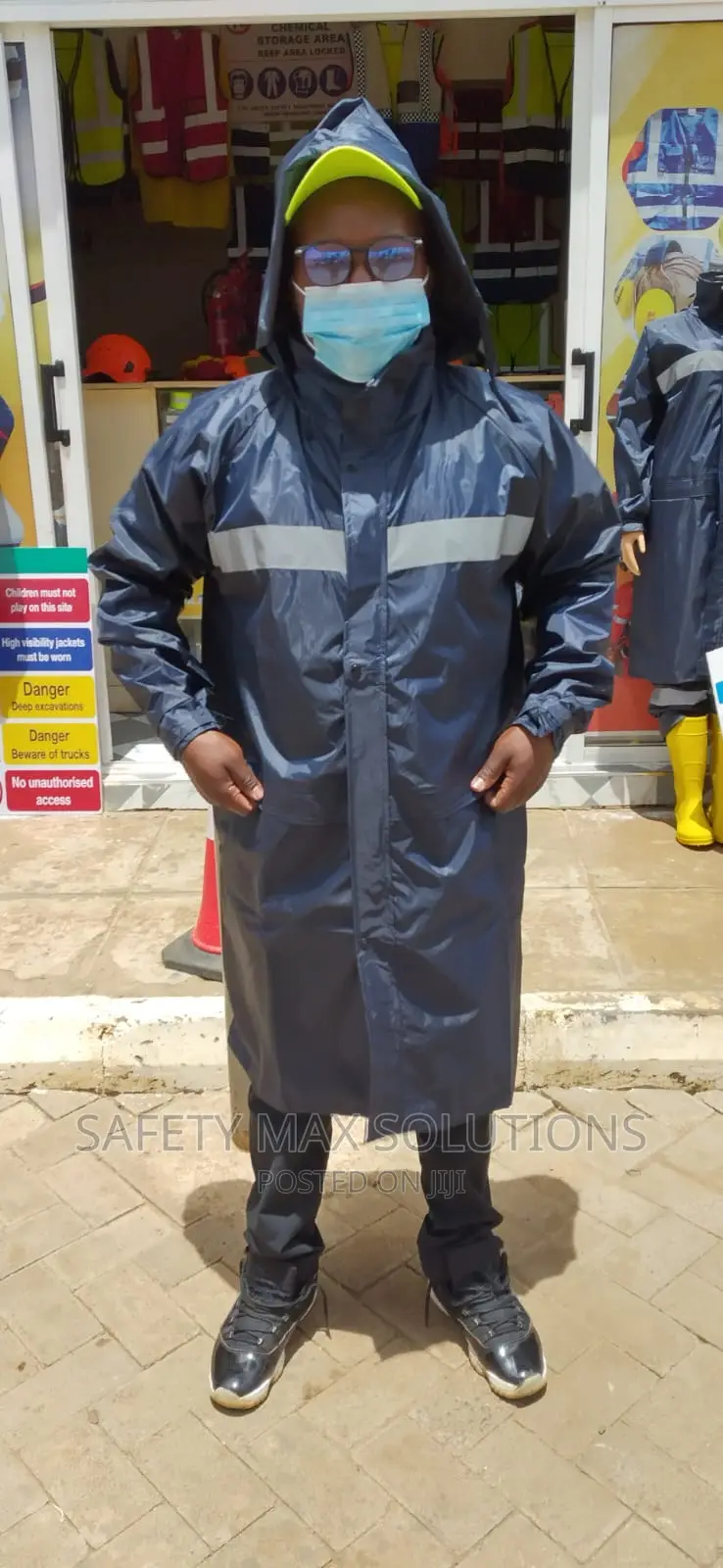 Reflective Rain Coats With Lining