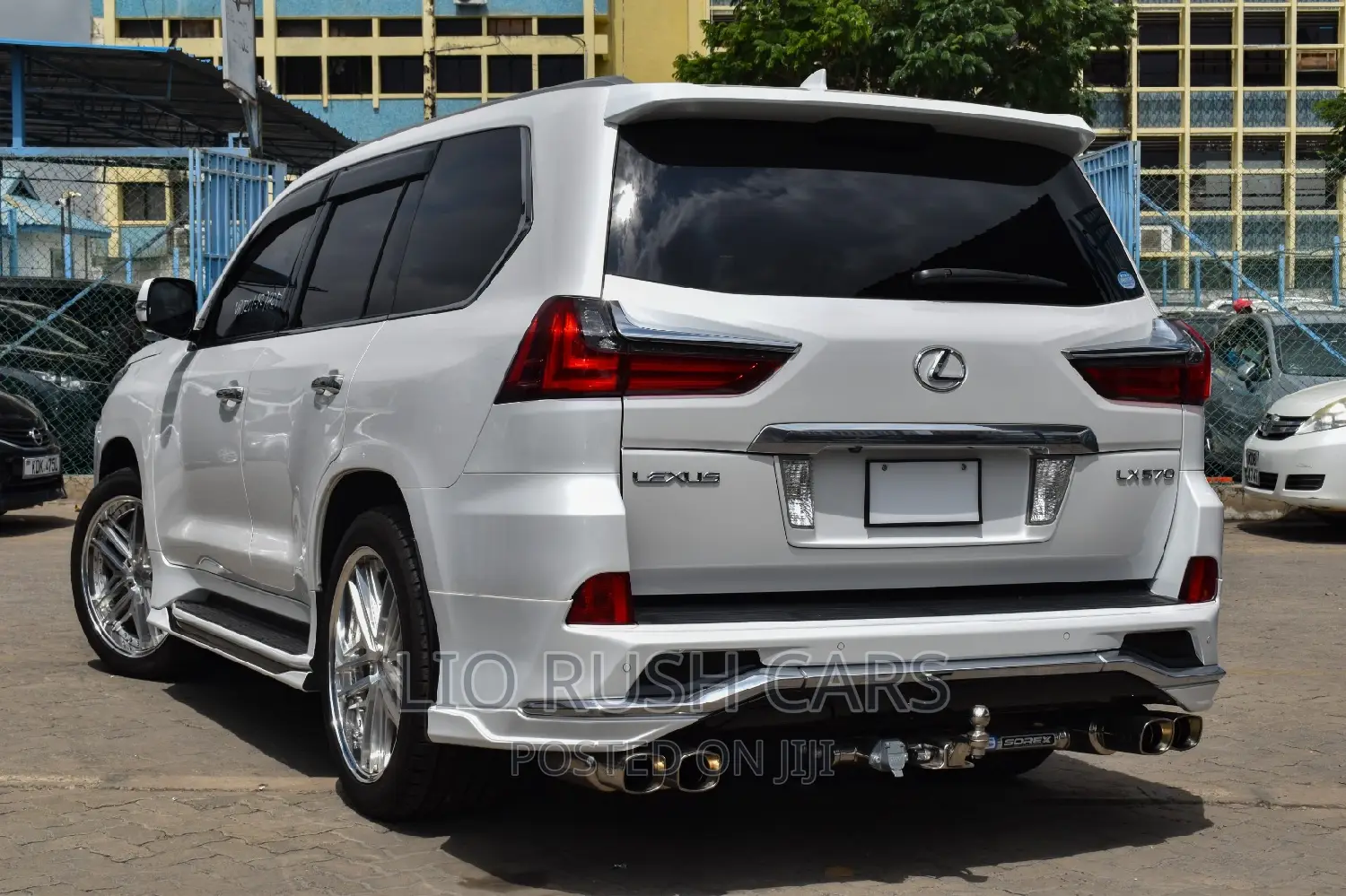 Lexus LX 2017 White