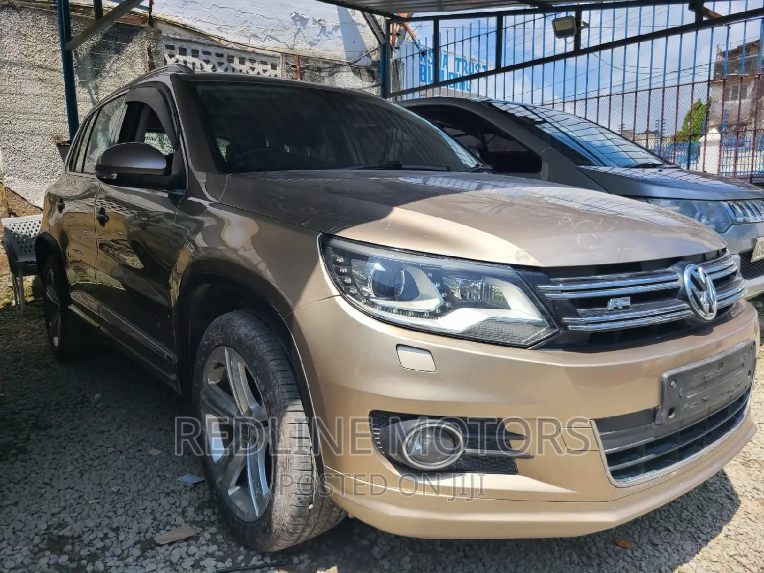 Volkswagen Tiguan 2016 Gold