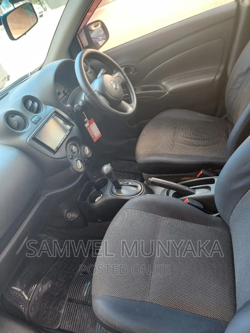 Nissan Latio SV Premium 2014 Pearl