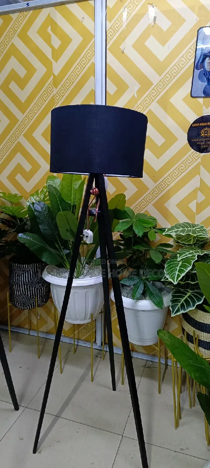 Black Floor Tripod Lamp 165cm Long