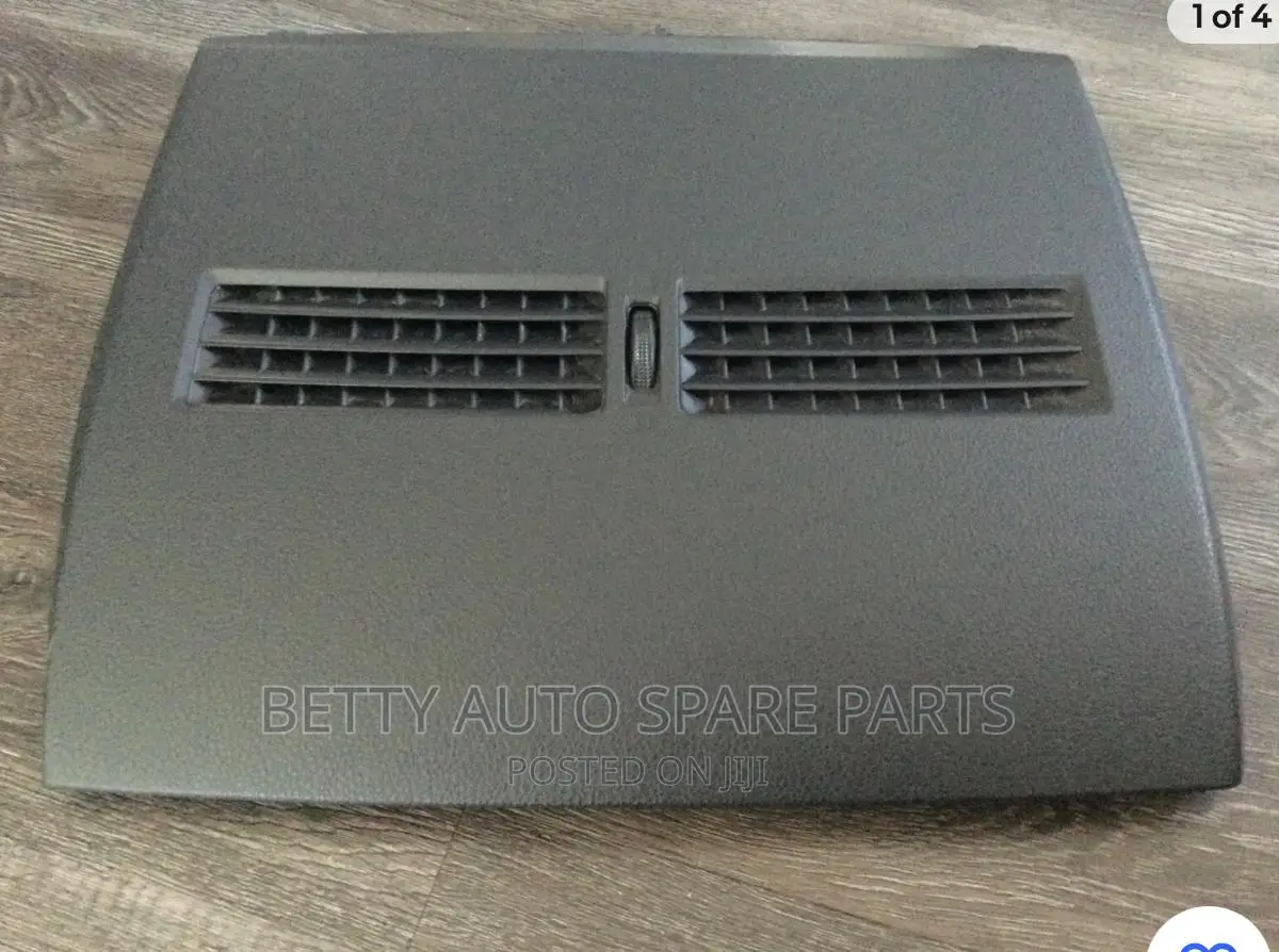 Nissan Vannettte Dashboard Cover