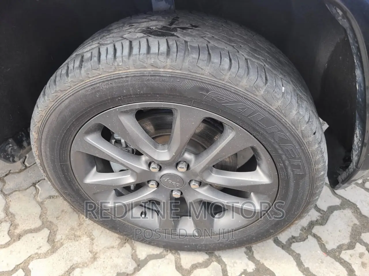 Jeep Grand Cherokee Laredo 4dr 4x4 2016 Black