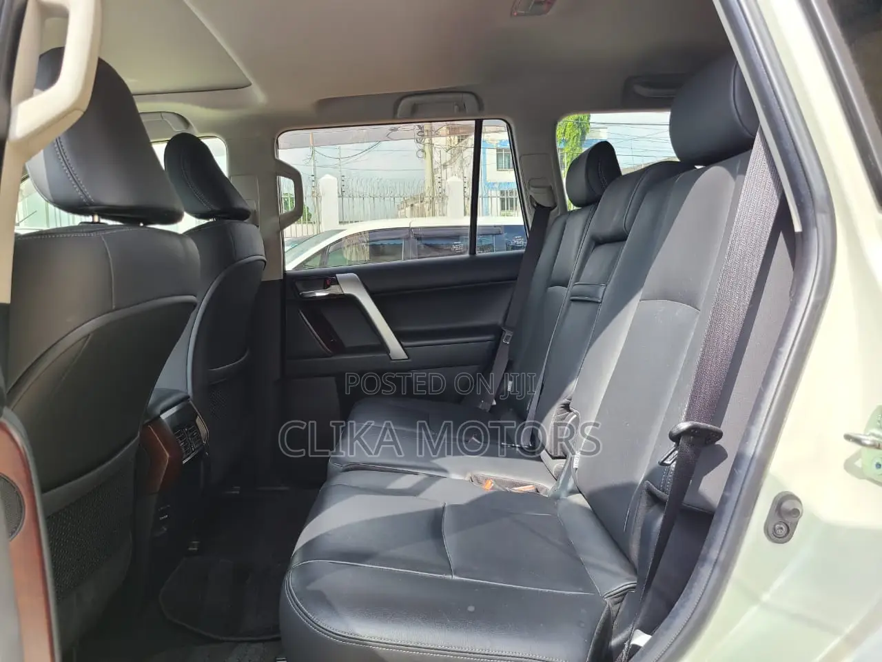 Toyota Land Cruiser Prado 2.8 D-4D 2016 White