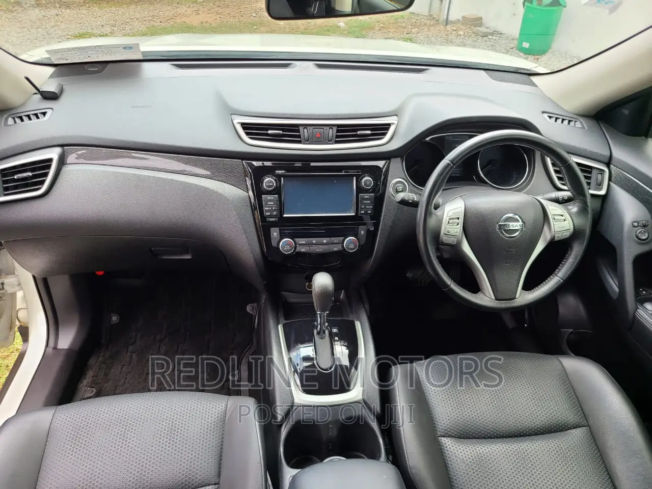 Nissan X-Trail 2.0 Petrol AWD 2016 White
