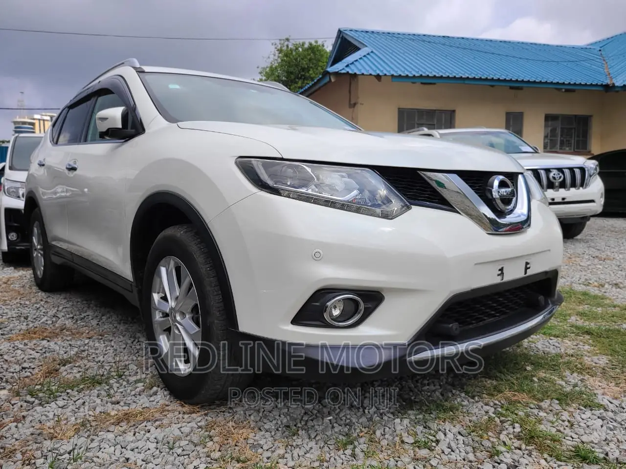 Nissan X-Trail 2.0 Petrol AWD 2016 White
