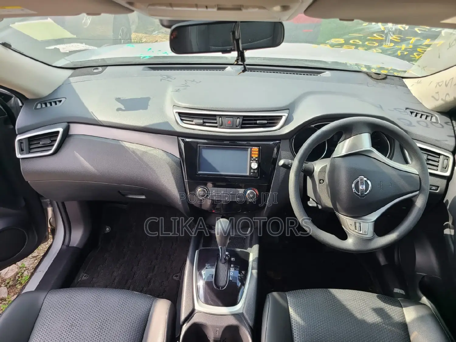 Nissan X-Trail 2.0 Petrol FWD 2016 Silver