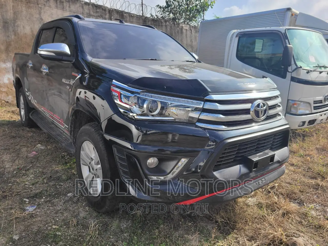 Toyota Hilux 2016 Black