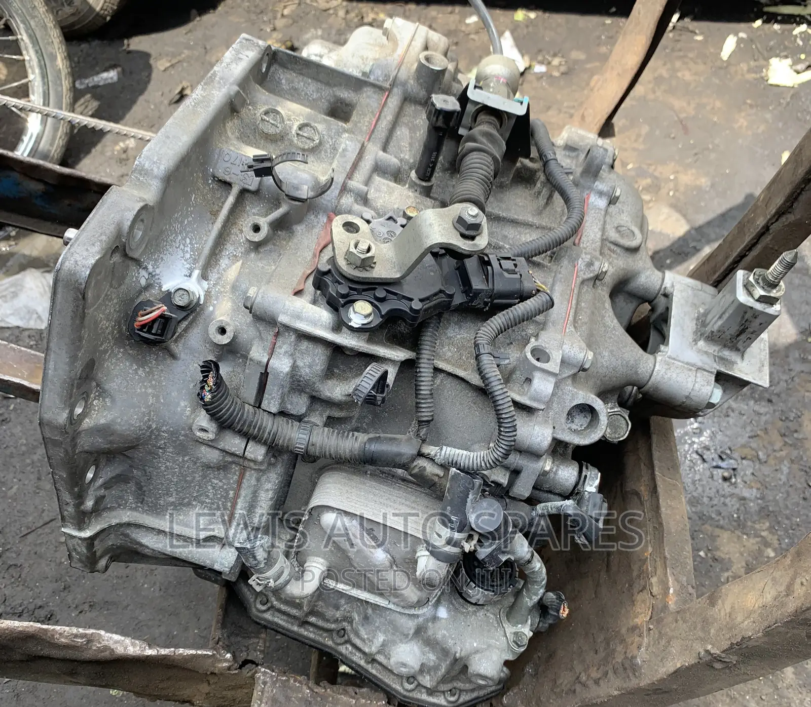 HR12 Gearbox Non Motor March, Note Juke