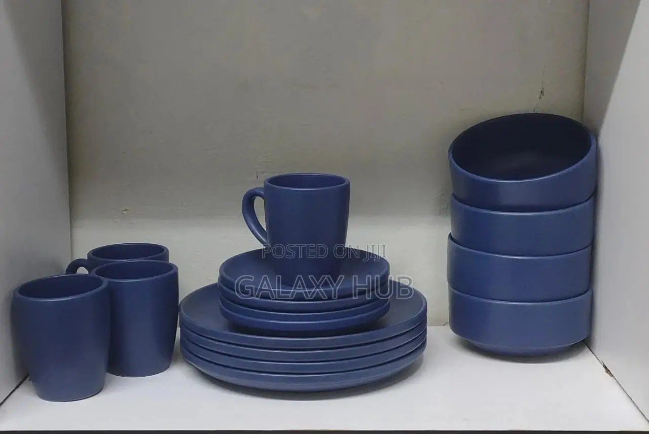 Ceramic Dinner Set
4 Cups, 4 Plates, 4 Side Plates, 4 Bowls