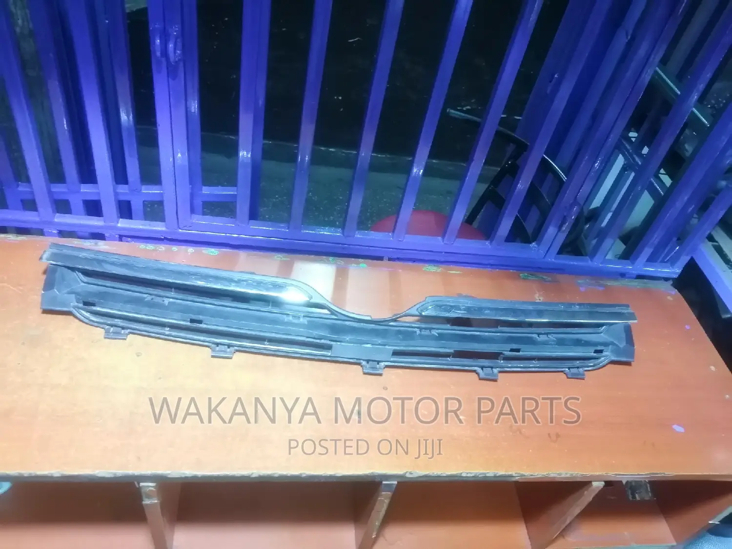 Toyota Sienta Model 2008/2011 Grille, Clean Ex Japan Motor Parts