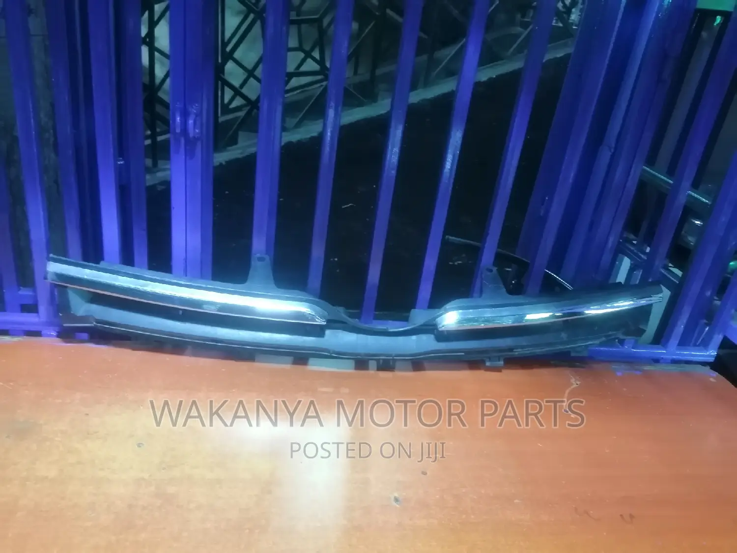 Toyota Sienta Model 2008/2011 Grille, Clean Ex Japan Motor Parts