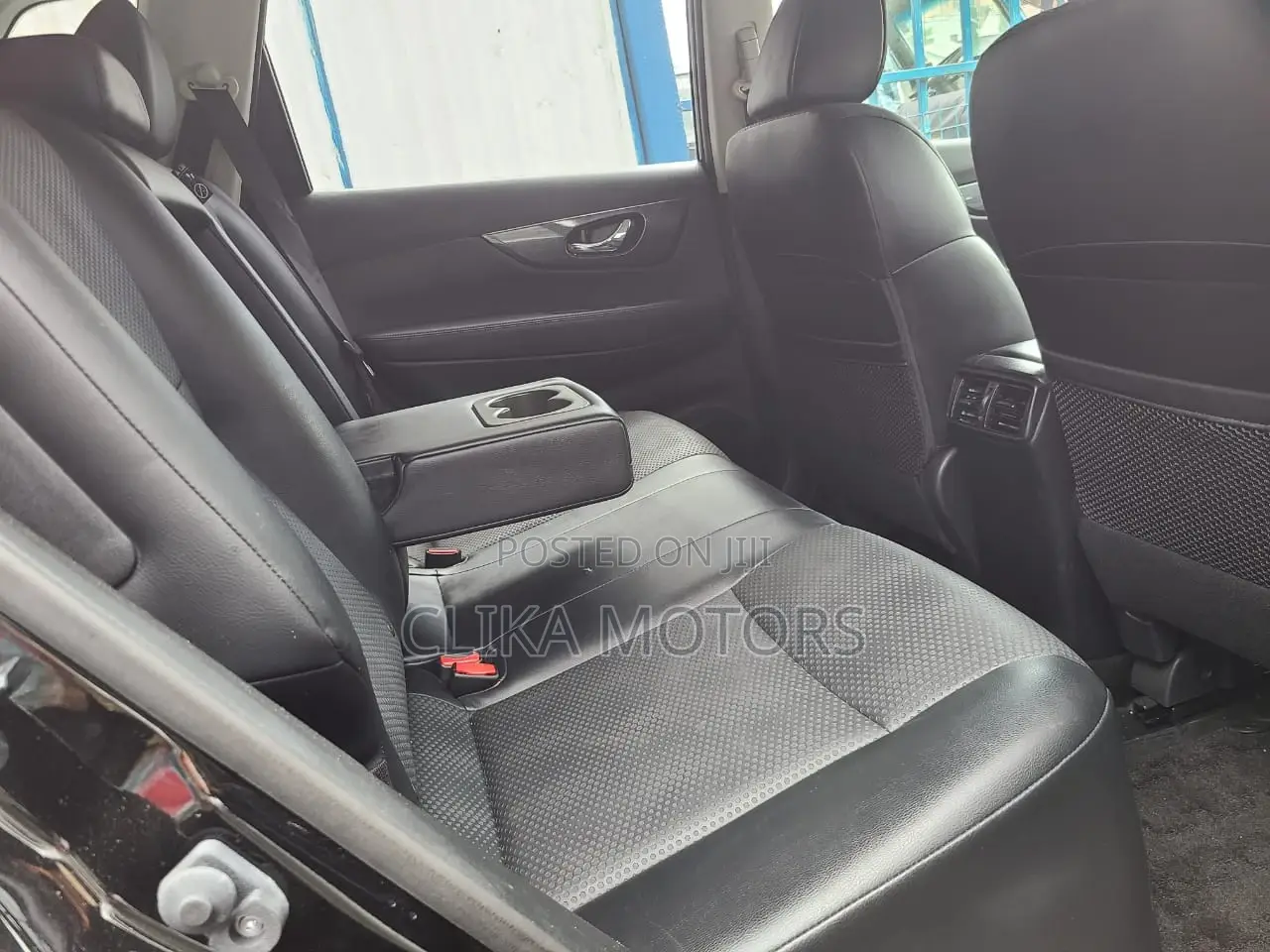 Nissan X-Trail 2.0 Hybrid FWD 2016 Black